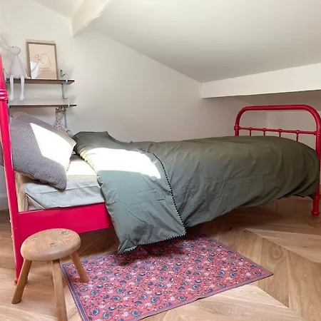 Holiday home Maison Atypique Au Coeur De Montpellier, Cours Et Parking *